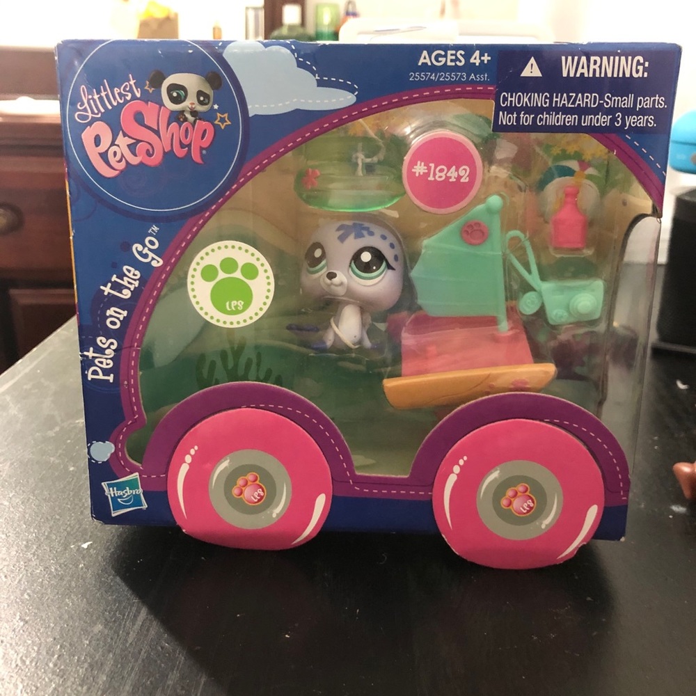 Littlest pet shop